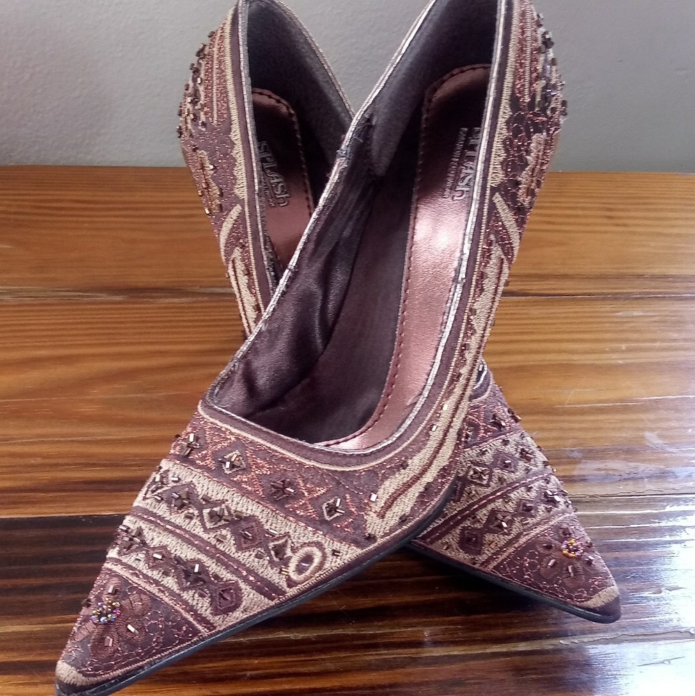 SPLASH FASHION FOOTWEAR